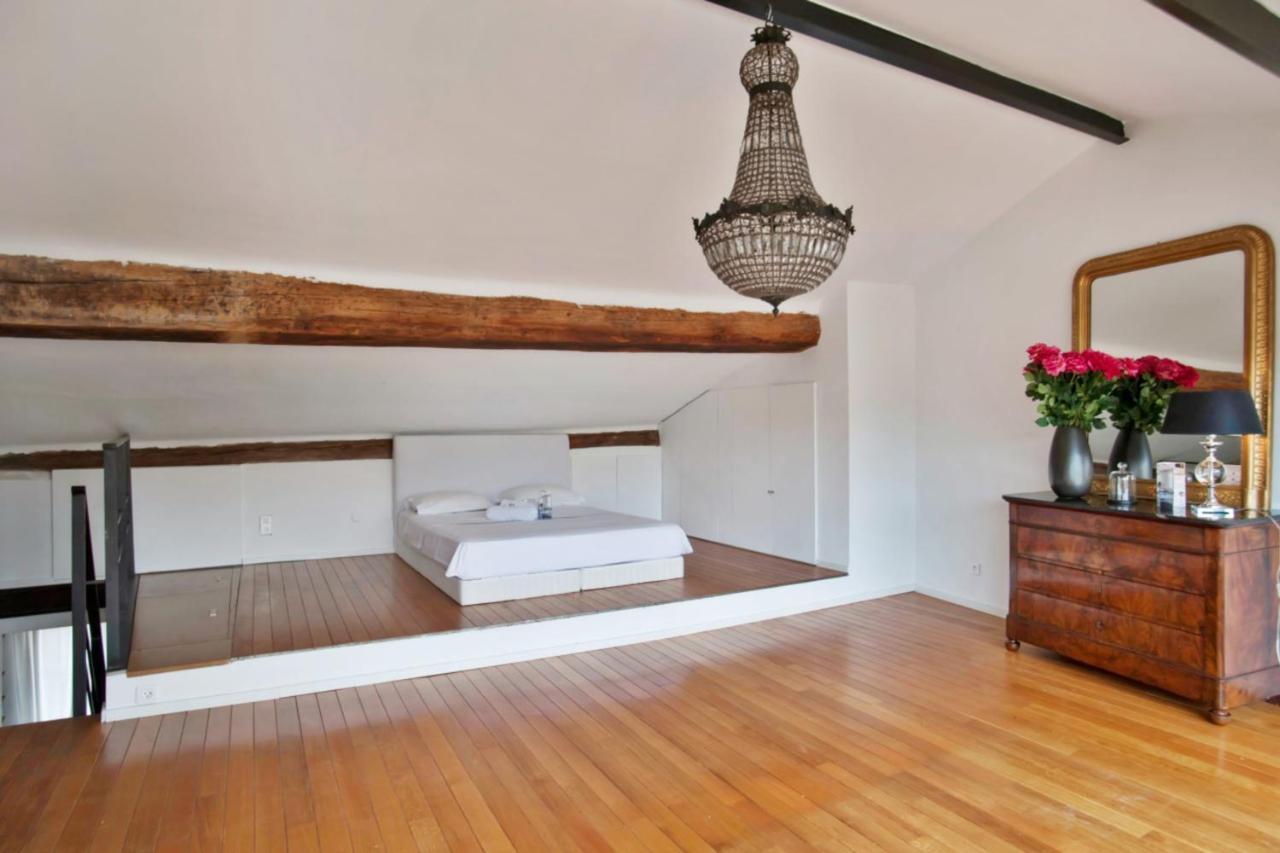 Charming And Large Duplex Flat With Beautiful Terrace In Avignon Apartamento Exterior foto